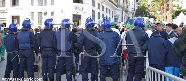Manifestations à Alger 3